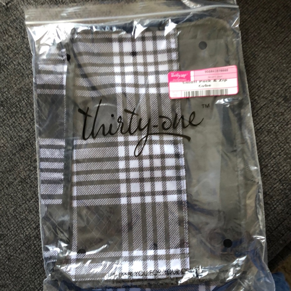 Suitcase organizer
